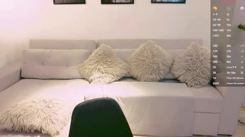 Snapshot of neythan__blaze chatting on 10.29.25 online show from 10.29.25