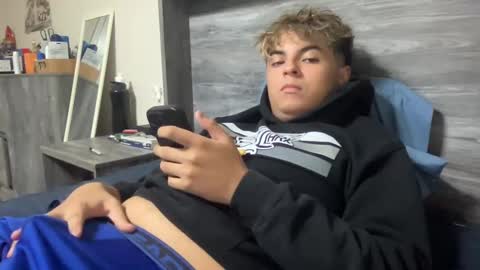 Snapshot of ngs04 chatting on 12.10.24 ngs04 online show from 12.10.24