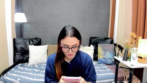 hottie nicole online show from 09.25.25