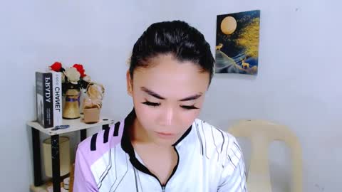 Snapshot of nhicolehollywood chatting on 04.21.26 hottie nicole online show from 04.21.26