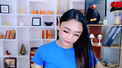 Snapshot of nhicolehollywood chatting on 05.18.26 hottie nicole online show from 05.18.26