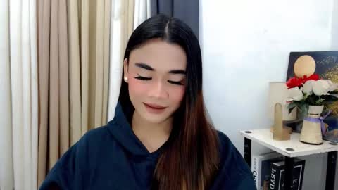 Snapshot of nhics_and_hades chatting on 02.18.26 nhics and hades online show from 02.18.26