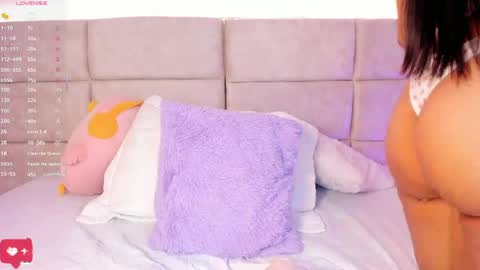 Nia online show from 04.18.26