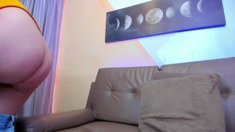 Estefani  online show from 02.01.25