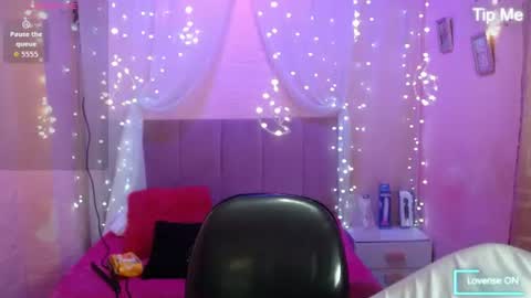 Snapshot of niamh_lifah chatting on 07.13.26 niamh_lifah online show from 07.13.26