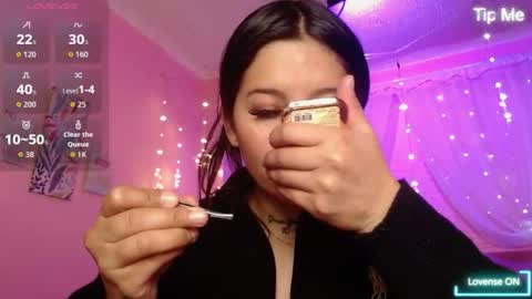 Snapshot of niamh_lifah chatting on 07.16.26 niamh_lifah online show from 07.16.26