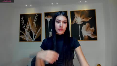 Snapshot of niasalvatore chatting on 03.02.25 Call me Nia online show from 03.02.25