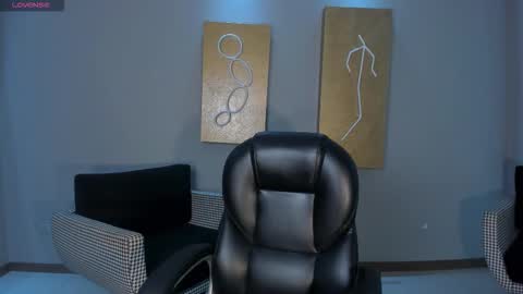 Call me Nia  online show from 02.24.26