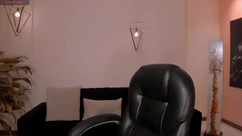 Snapshot of niasalvatore chatting on 05.13.26 Call me Nia online show from 05.13.26