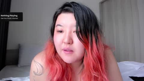 Snapshot of niatonoori chatting on 12.28.24 Kim online show from 12.28.24