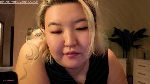 Kim online show from 11.23.25