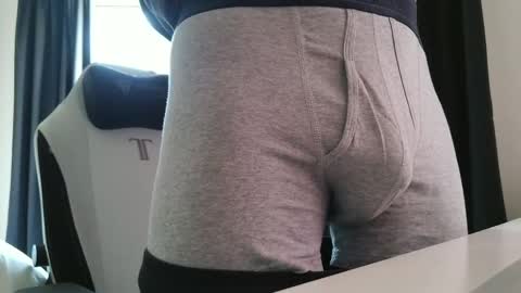 Snapshot of nice_dicknballs chatting on 05.11.26 nice_dicknballs online show from 05.11.26