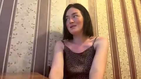 Snapshot of nice_kisss chatting on 07.26.26 Alice online show from 07.26.26