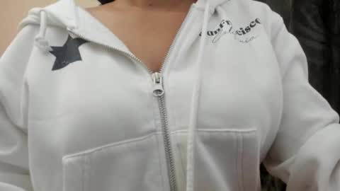 Sfora online show from 10.17.25