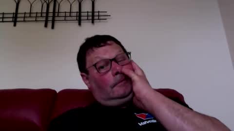 Snapshot of nicemank chatting on 06.02.26 Keith999 online show from 06.02.26