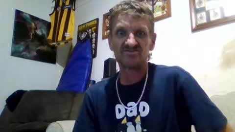 Snapshot of niceozziecockxxx chatting on 02.14.26 Sexiishaine online show from 02.14.26