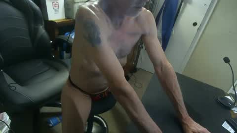 Snapshot of nicethickbulge chatting on 06.15.26 NiceThickBulge online show from 06.15.26