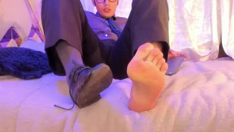 Snapshot of nick_1606 chatting on 02.16.25 nick online show from 02.16.25