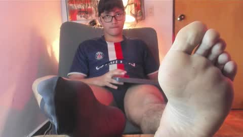 Snapshot of nick_1606 chatting on 10.16.25 nick online show from 10.16.25