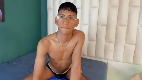 Snapshot of nick_collins20 chatting on 02.01.25 Nick online show from 02.01.25