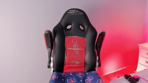 Snapshot of nick_collins20 chatting on 09.25.25 Nick online show from 09.25.25