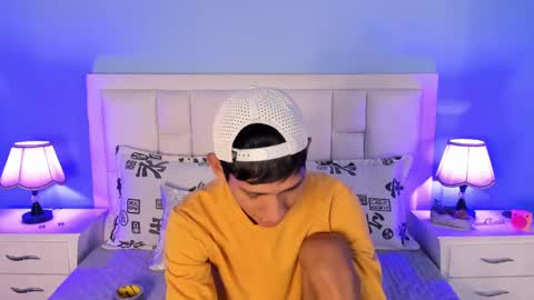 Snapshot of nick_collins20 chatting on 09.29.25 Nick online show from 09.29.25