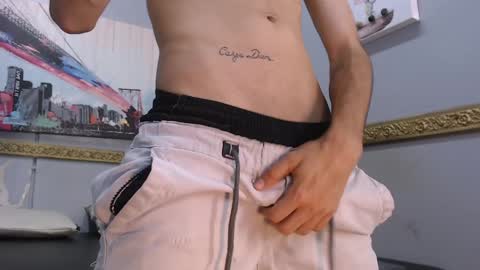 Snapshot of nick_damon chatting on 01.09.25 Nick online show from 01.09.25