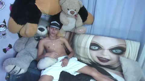 Snapshot of nick_damon chatting on 02.05.26 Nick online show from 02.05.26