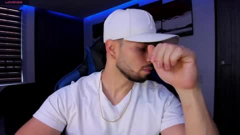 Nick Klaus online show from 04.17.26