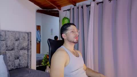 Snapshot of nick_moss_ chatting on 02.25.26 nick_moss_ online show from 02.25.26