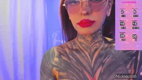 Snapshot of nicki_1 chatting on 09.22.25 Help me reach 100 thumbs up online show from 09.22.25