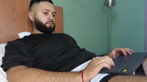 Nicolas              online show from 02.11.26