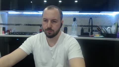 Julian online show from 02.11.26