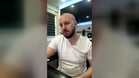 Julian online show from 02.15.26