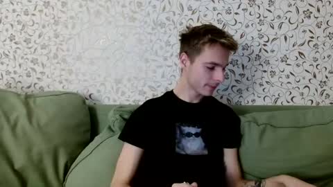 Snapshot of nicksuper8 chatting on 12.04.24 Nick online show from 12.04.24