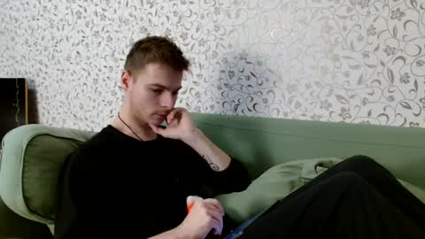 Snapshot of nicksuper8 chatting on 01.13.25 Nick online show from 01.13.25