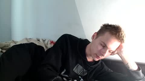 Snapshot of nicksuper8 chatting on 09.18.25 Nick online show from 09.18.25