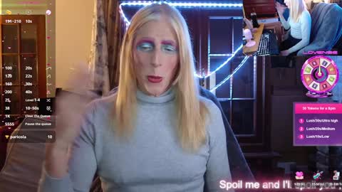 Snapshot of nicktu52 chatting on 12.13.24 nicktuuk online show from 12.13.24