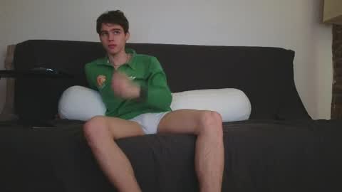 Snapshot of nicky_mart chatting on 05.10.26 Nicki Danny online show from 05.10.26