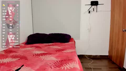 Snapshot of nicol_ofi777 chatting on 02.17.26 nicol_ofi777 online show from 02.17.26