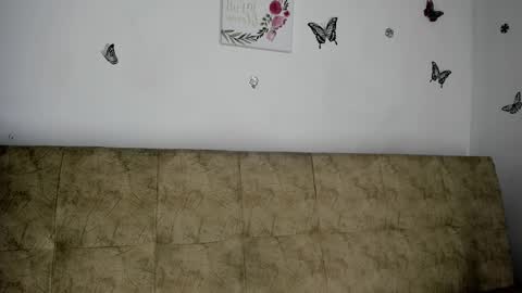 Snapshot of nicol_swift_ chatting on 12.07.24 Nicol online show from 12.07.24