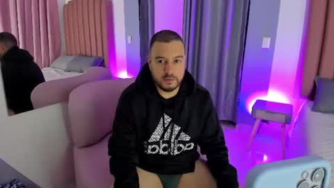 nicola_d_angelo online show from 07.03.26
