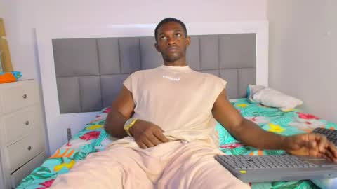Snapshot of nicolaskan chatting on 05.27.26 Nicolas online show from 05.27.26