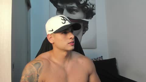 Snapshot of nicolasmuscle chatting on 12.05.24 Andres online show from 12.05.24