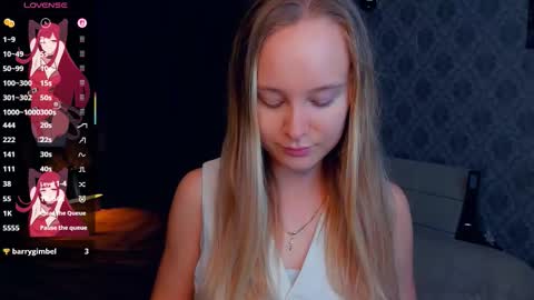 Snapshot of nicolavanderbie chatting on 09.14.25 Nicoletta online show from 09.14.25