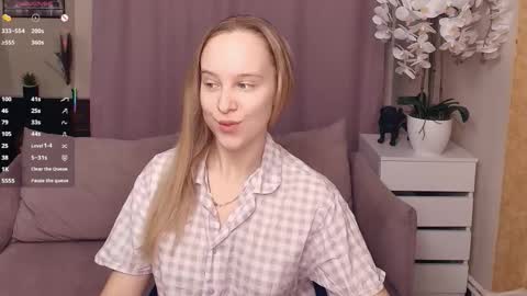 Nicoletta online show from 02.06.26