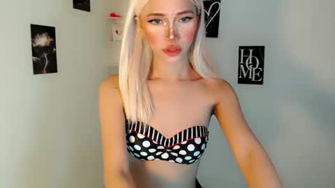 ITS ME NICOLE online show from 02.15.26