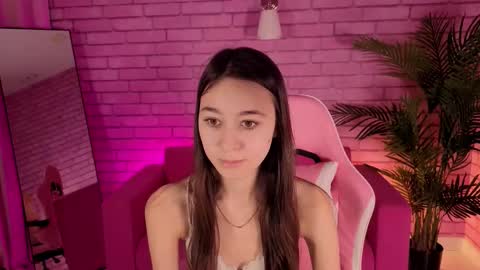 Nicole online show from 02.04.26