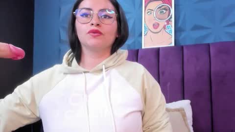 Nicole online show from 05.16.26