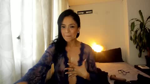 Snapshot of nicole_lustt chatting on 12.27.24 Nicole online show from 12.27.24